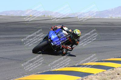 media/May-06-2024-Moto Forza (Mon) [[b33359f27d]]/1-Advanced/Session 2 (Bowl)/